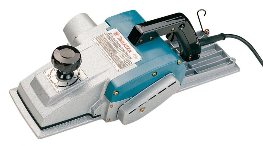 Tesař - Tesařský hoblík MAKITA 1806B